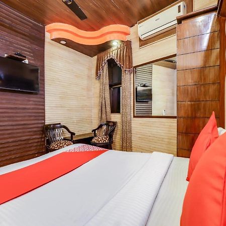 Hotel Roma Deluxe - New Delhi Railway Station Ngoại thất bức ảnh