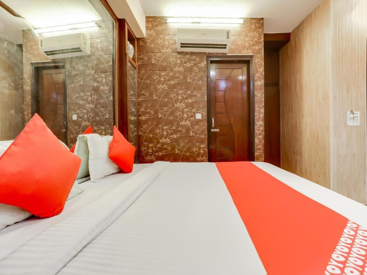 Hotel Roma Deluxe - New Delhi Railway Station Ngoại thất bức ảnh