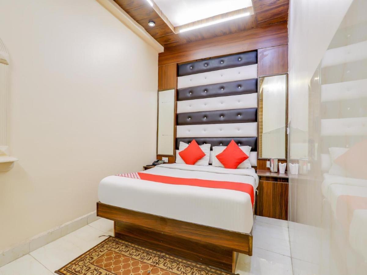 Hotel Roma Deluxe - New Delhi Railway Station Ngoại thất bức ảnh